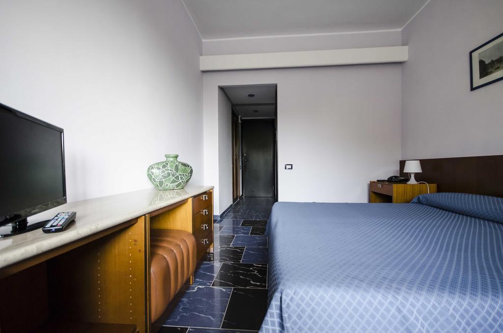 Grand Hotel Helios Tarquinia Eksteriør bilde